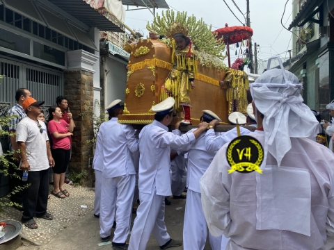 Hình Mai Táng 14